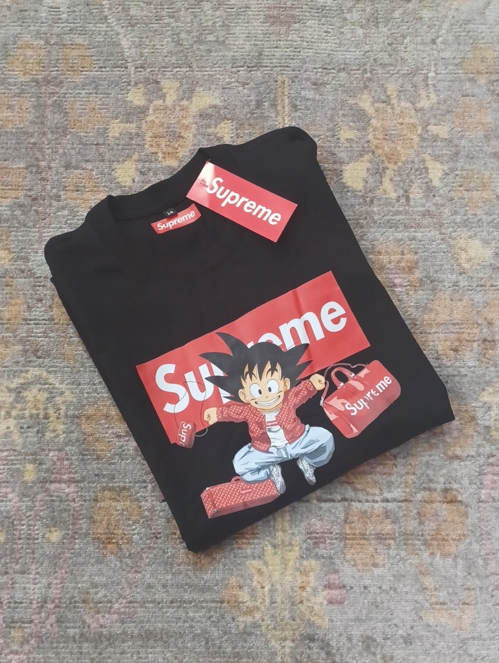 Supreme Fashion Tee